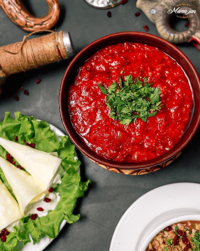 Gürcüsayağı solyanka 