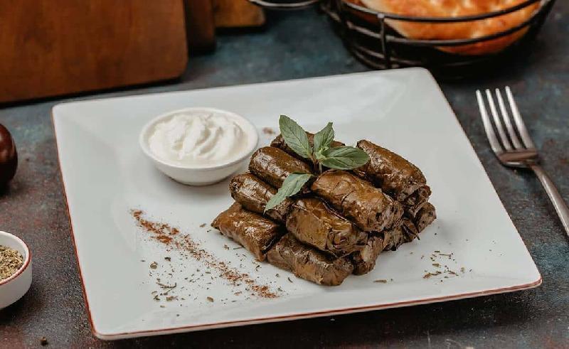 Yarpaq Dolması