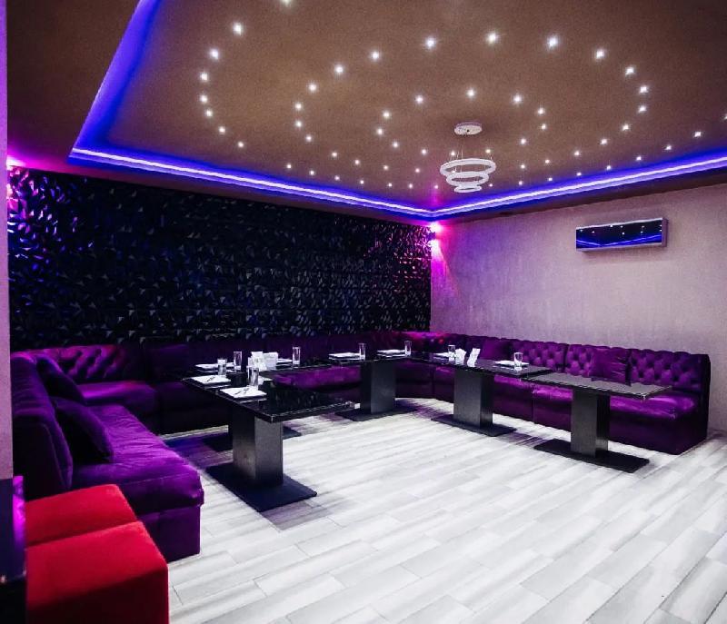 Interior view 4