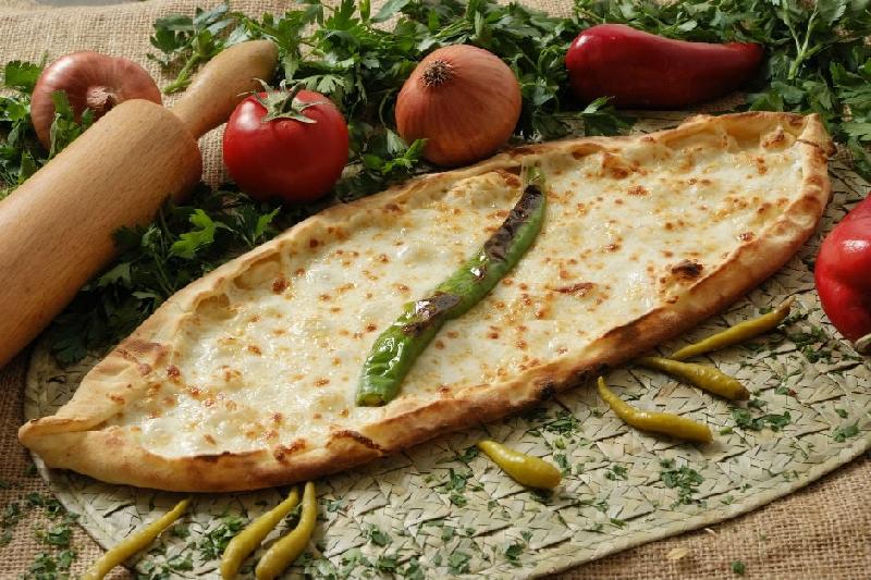 Kaşarlı pide