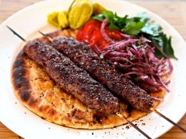 Lülə kabab