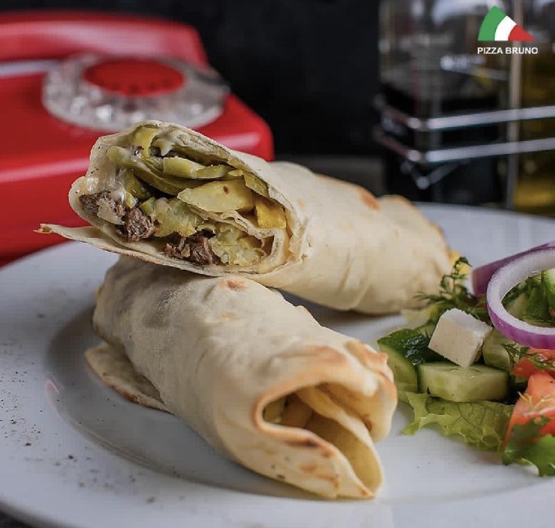 Şaurma Sezon Salatı ilə 