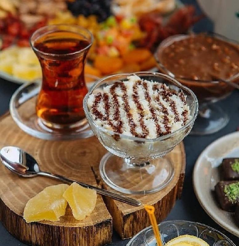 Çay Mürəbbə ilə
