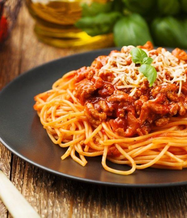 Spagetti bolonez