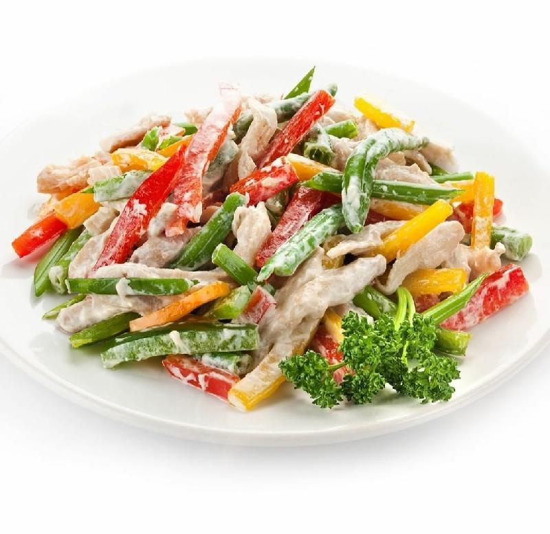 Toyuq salatı