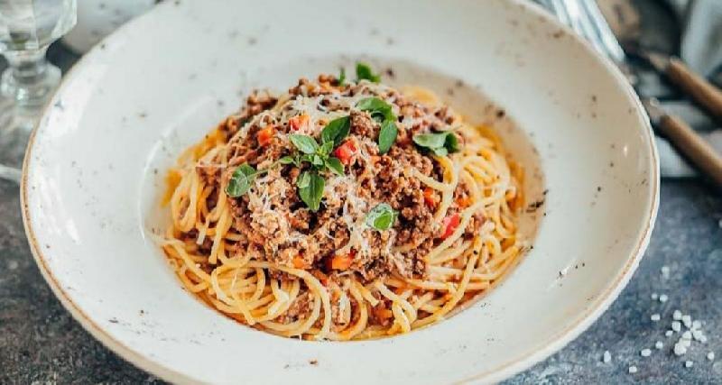 Balonez souslu spagetti