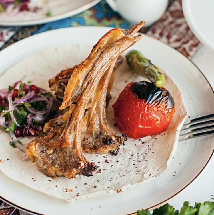 Quzu qabırğa kabab