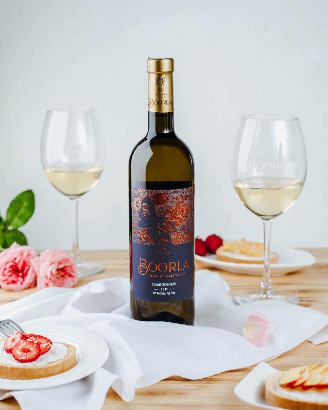 Boorla White