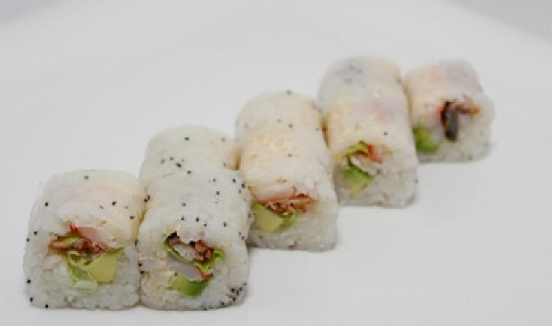 Invisible Unagi Maki Suşi Roll 