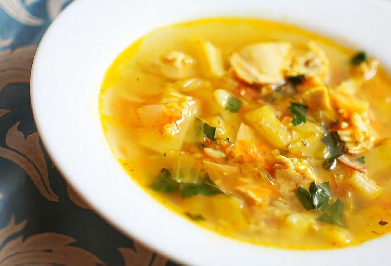 Toyuq şorbası