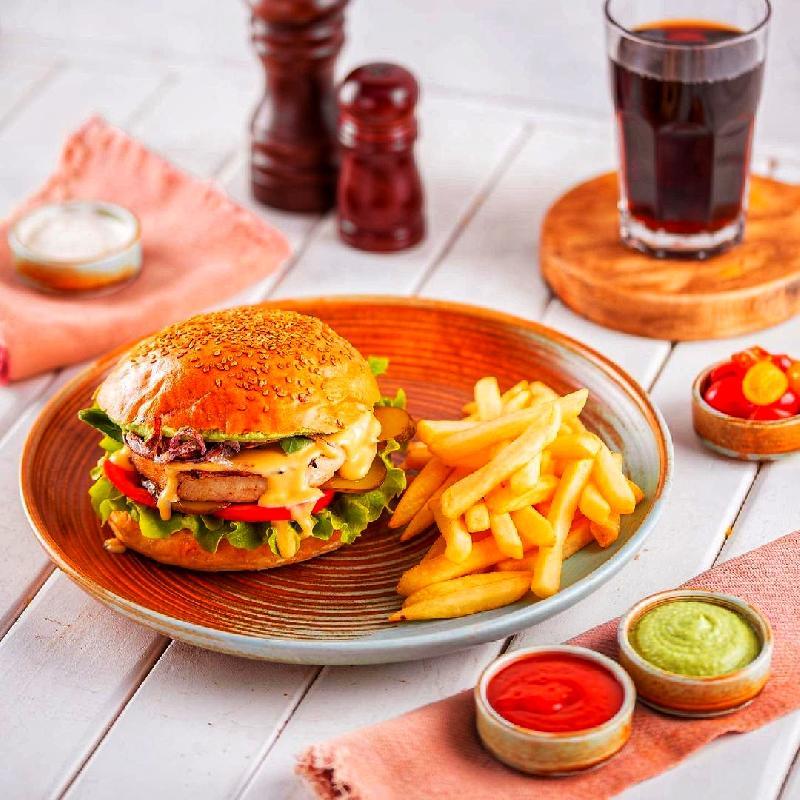 Toyuq Burger