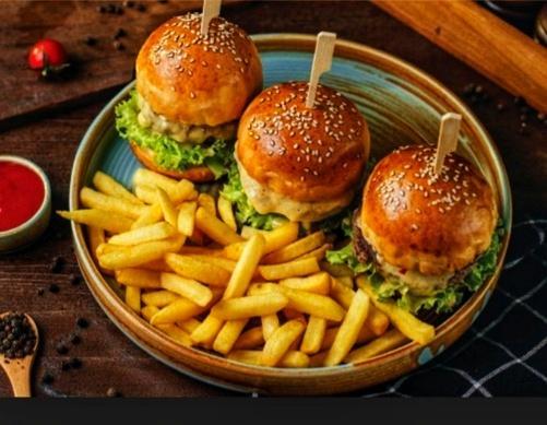 Üç Bacı Burger 