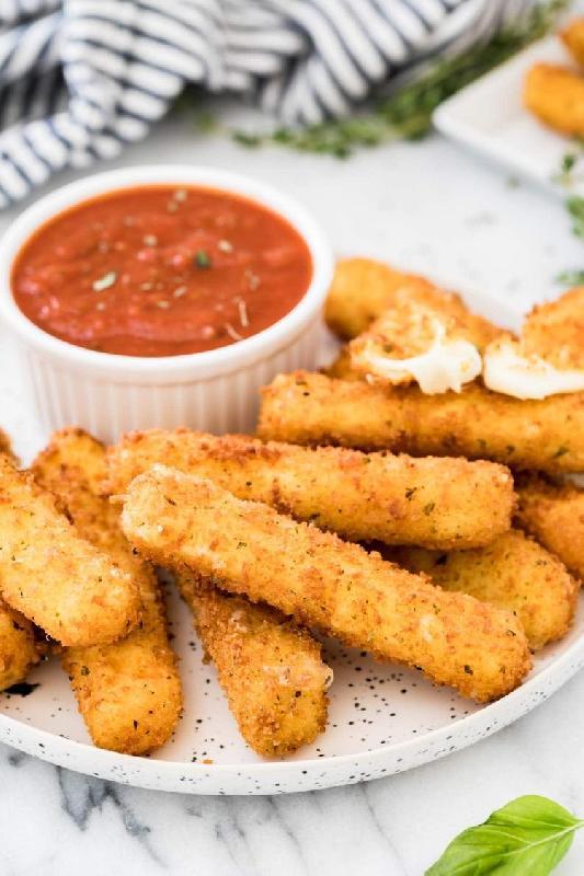 Mozzarella çubuqları