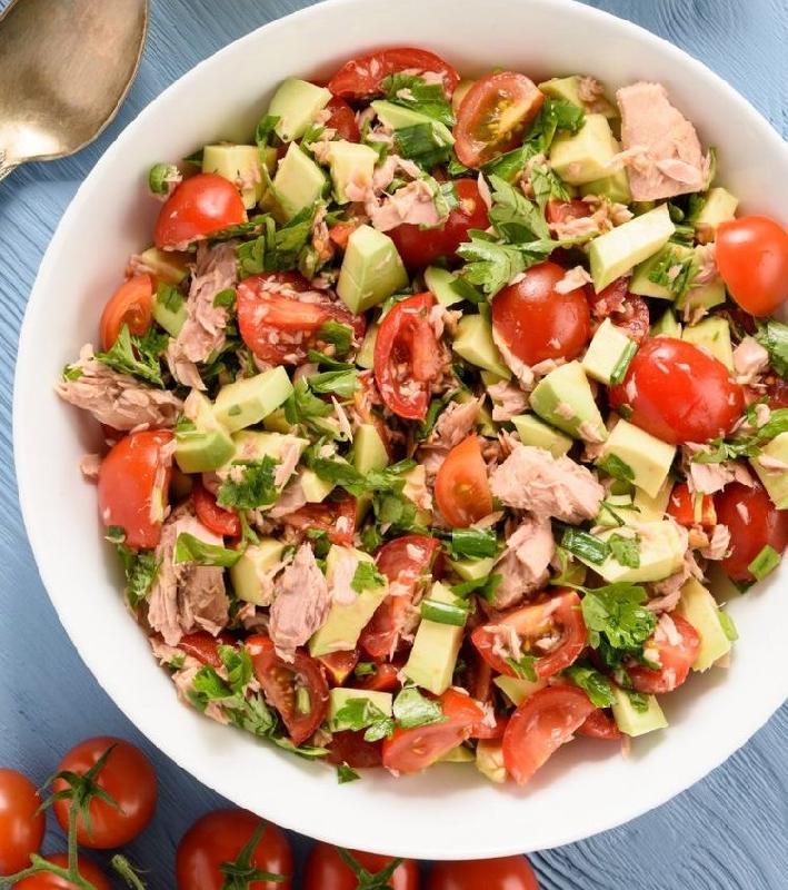 Tuna salatı