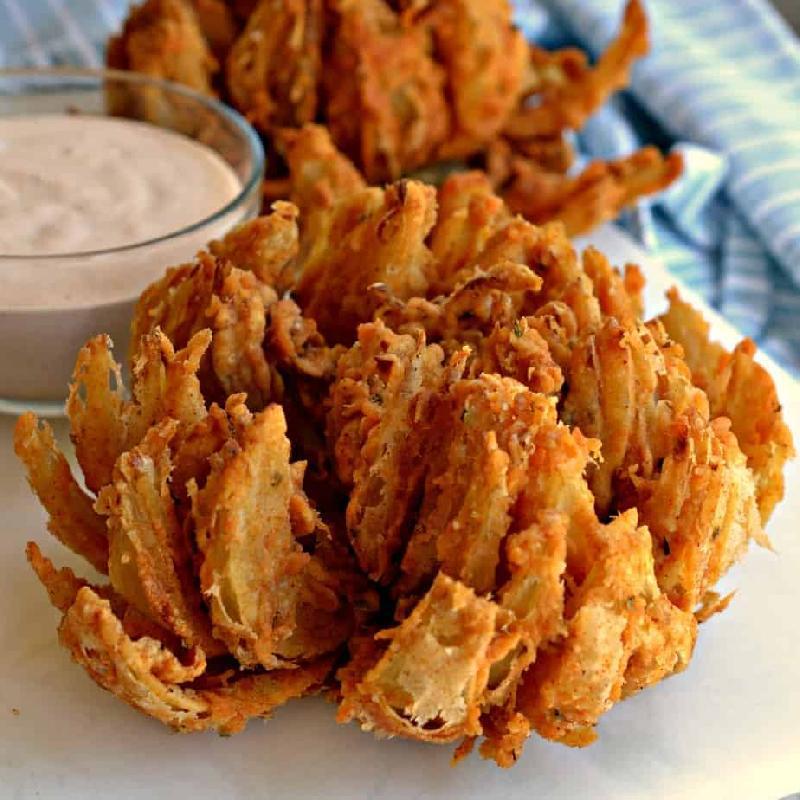 Blooming onion