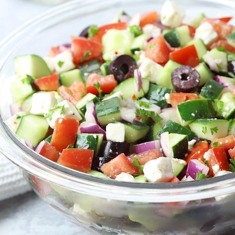Çoban salatı pendirli 