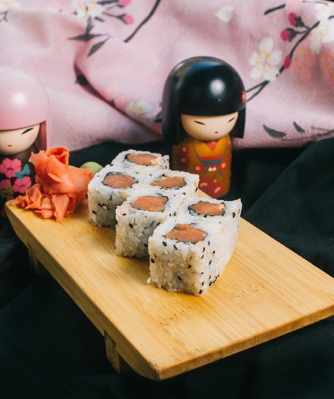 Spicy tuna roll