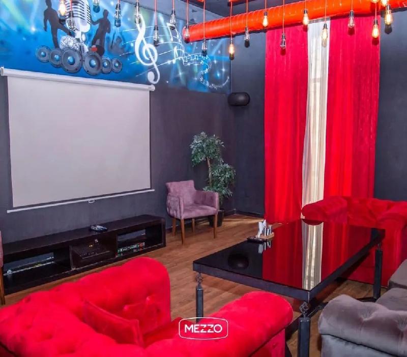 Interior view 2