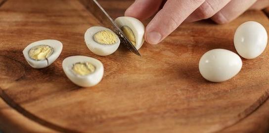 Bildirçin yumurtaları