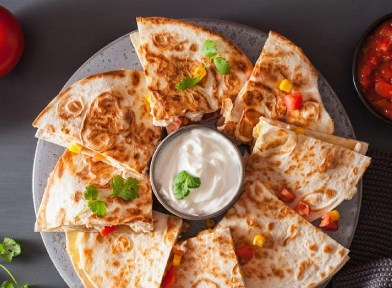 Bel ƏTİ İLƏ QUESADILLA