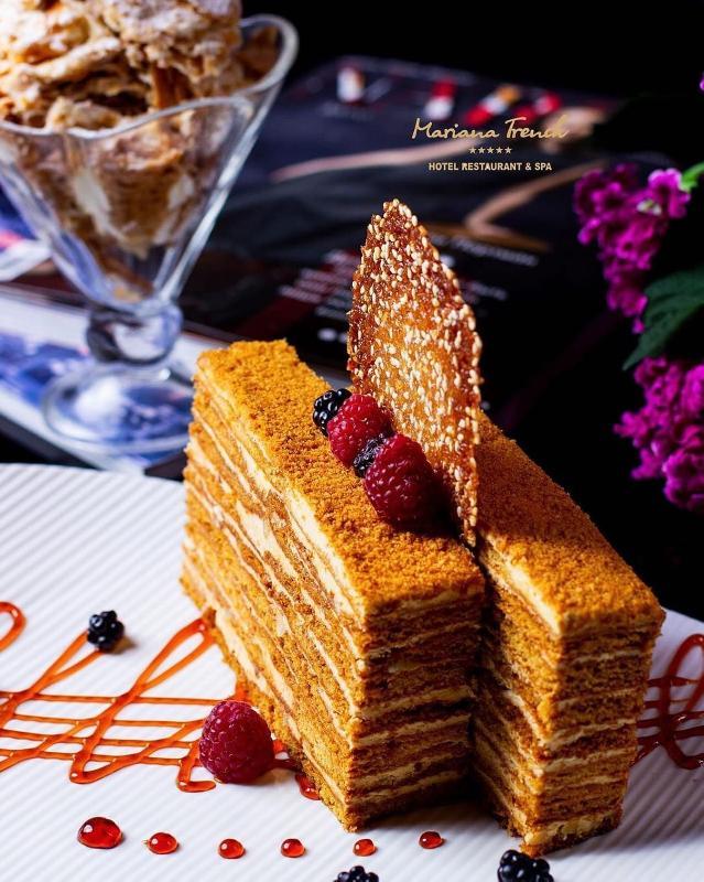 Ballı tort