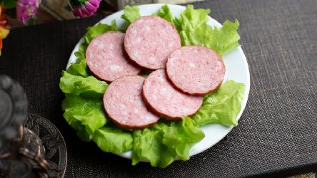  Hissə Verilmiş Kolbasa