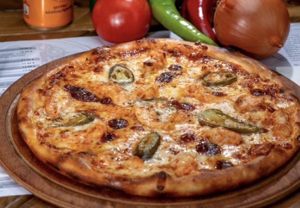 Acılı Meksika pizza
