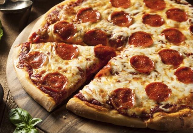 Pepperoni pizza 