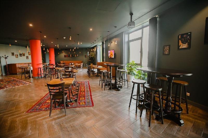 Interior view 5