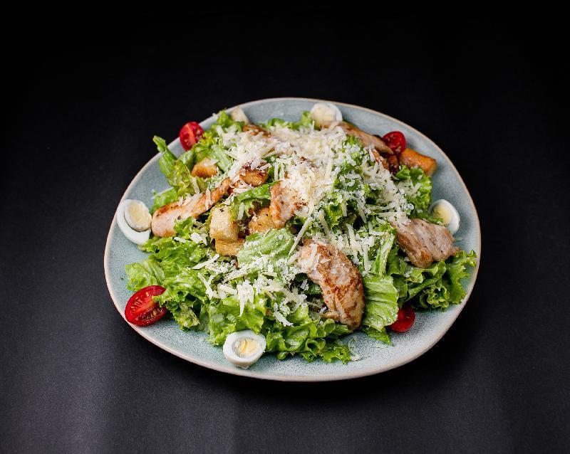 Sezar salatı