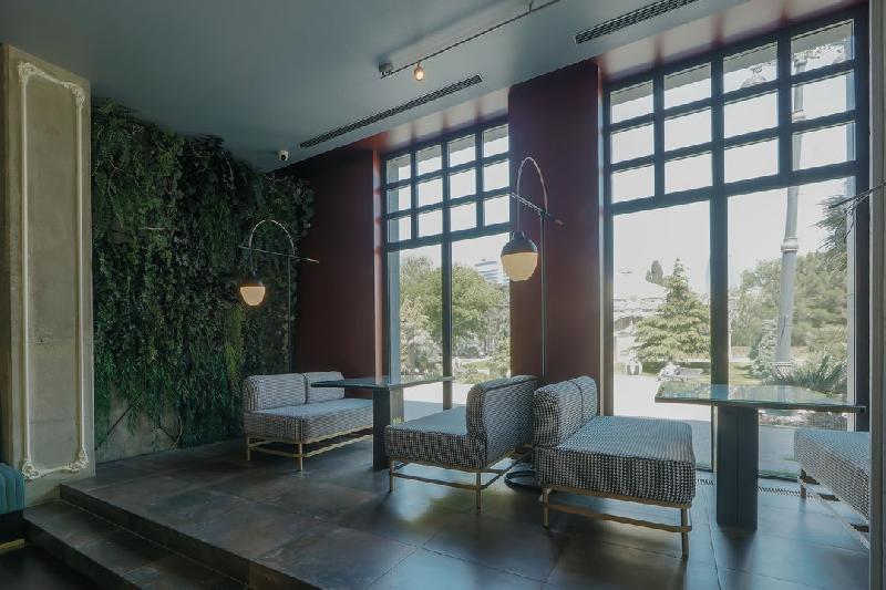 Interior view 0