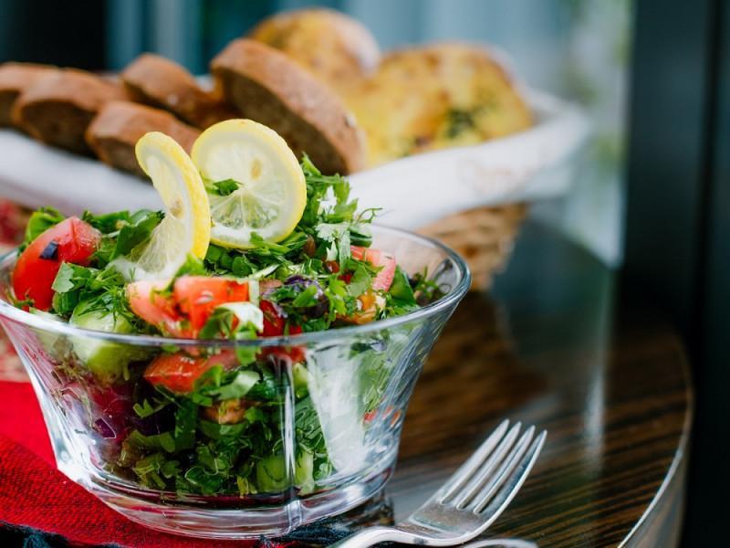 Ənənəvi çoban salatı