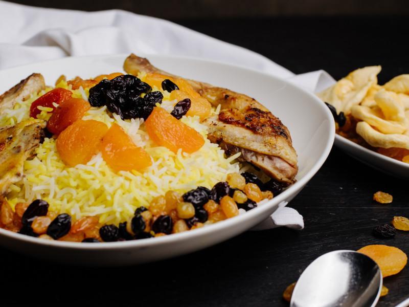 Şirin plov cücə ilə
