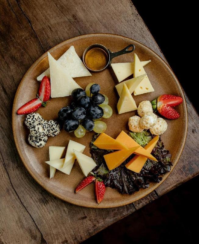 FRUIT PLATE