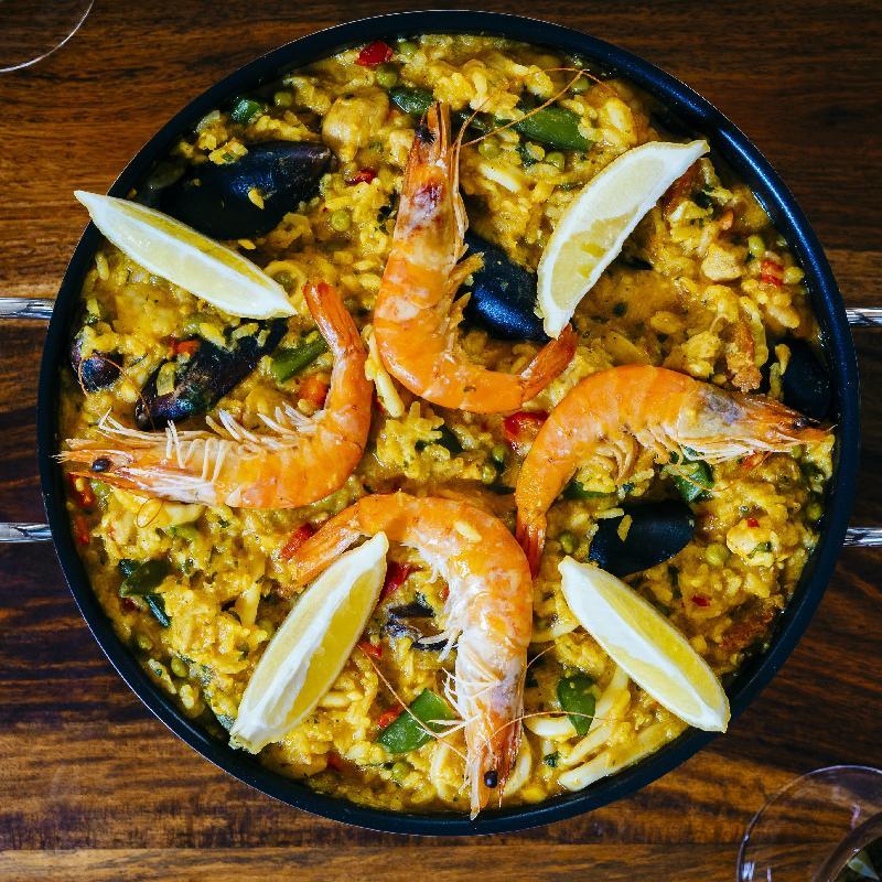Paella Valencia Style 