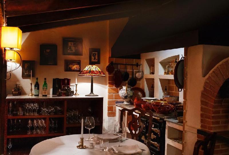 Interior view 1