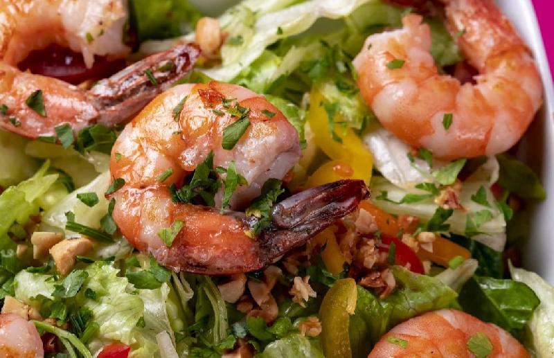  Shrimps and Avocado Salad