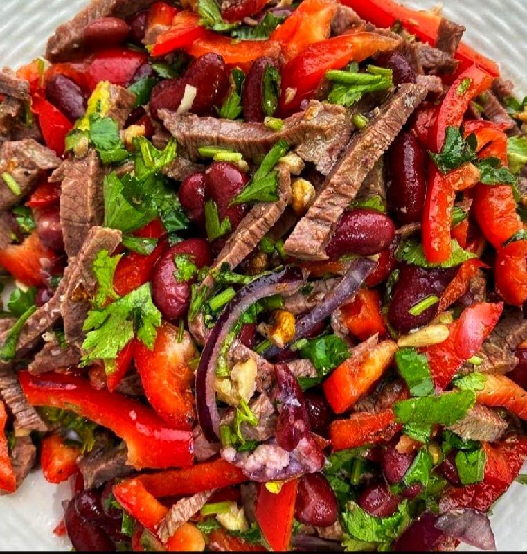 GÜRCÜ SALATI