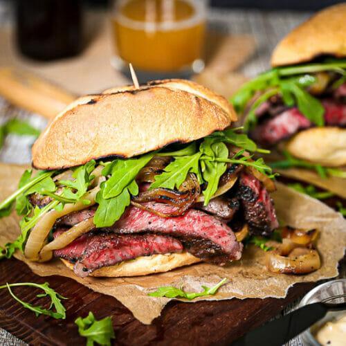 Steak sendviç