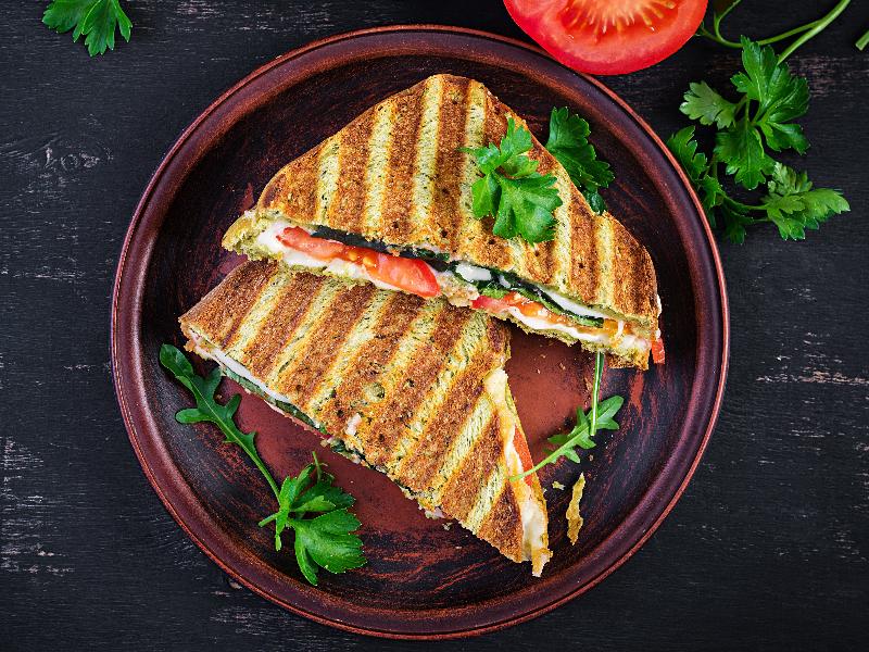 Sucuqlu Tost 