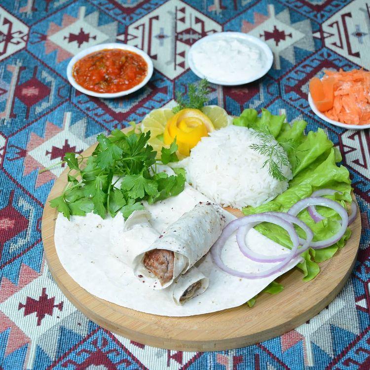Lülə Kabab (Qarnir Və Məzə ilə)