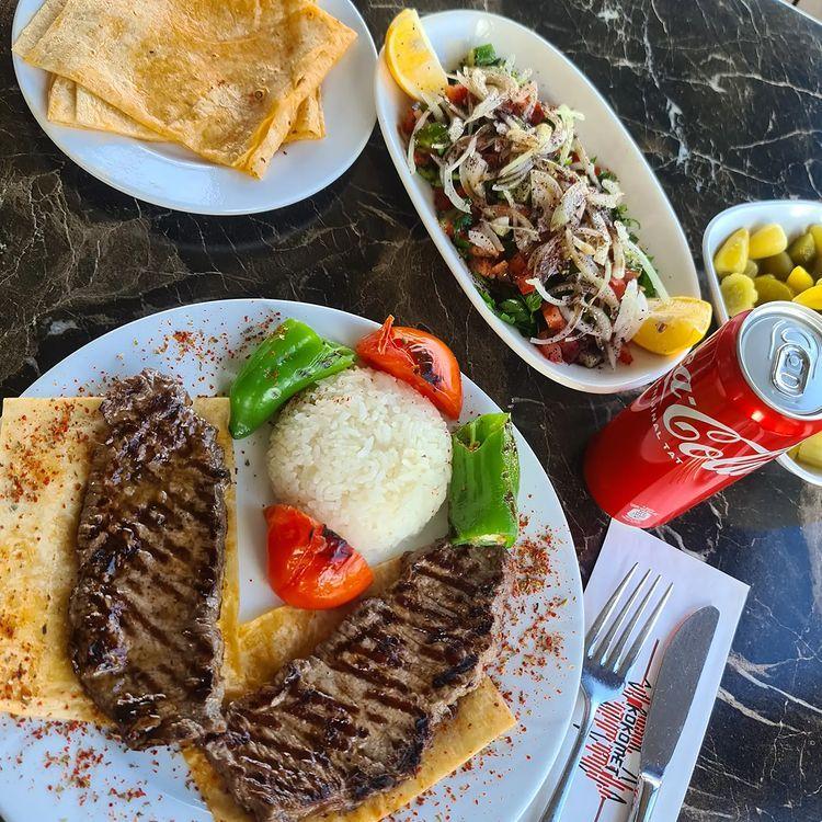 Antrikot Kabab (Qarnir Və Məzə ilə)