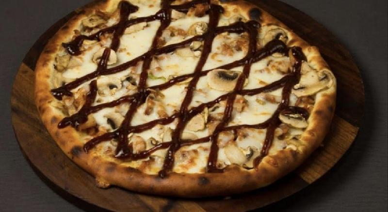 Barbekü pizza