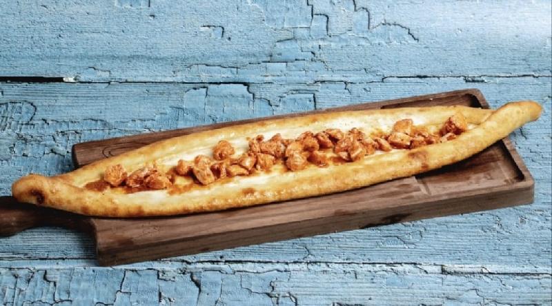 Toyuqlu pide
