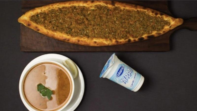 Qiyməli pide + mərci + ayran