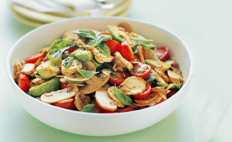 Göbələk salatı