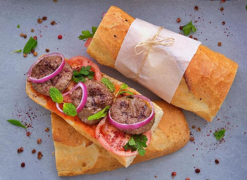 Köfte ekmek 