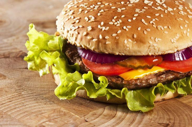 Sucuklu Burger
