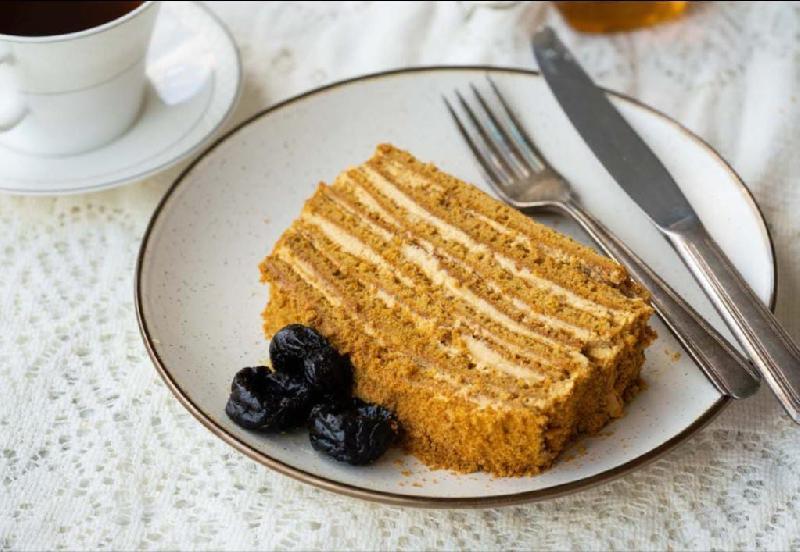 Honey cake