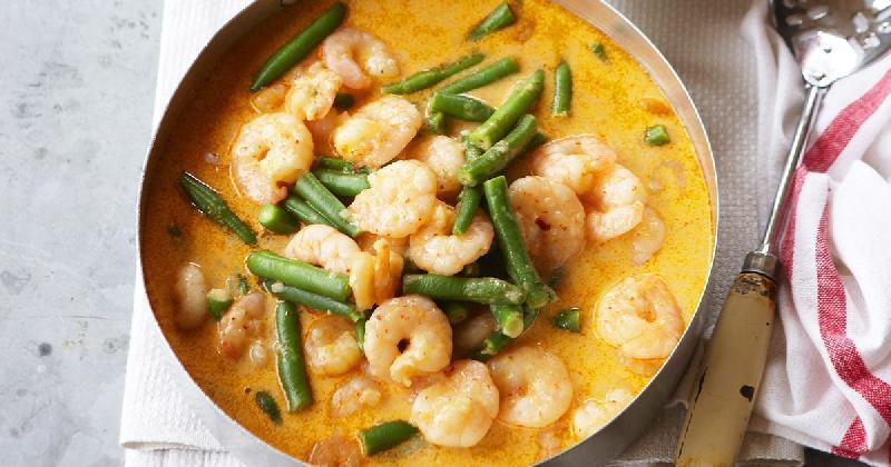 RED PRAWNS CURRY 